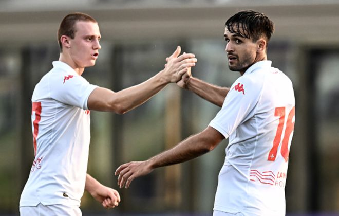 强行制造小 强行制造小